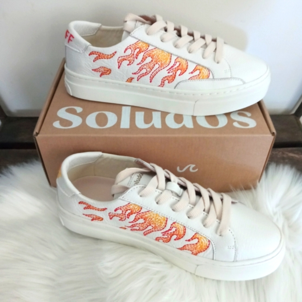 NIB SOLUDOS HOT STUFF IBIZA PLATFORM SNEAKERS SIZE 7
